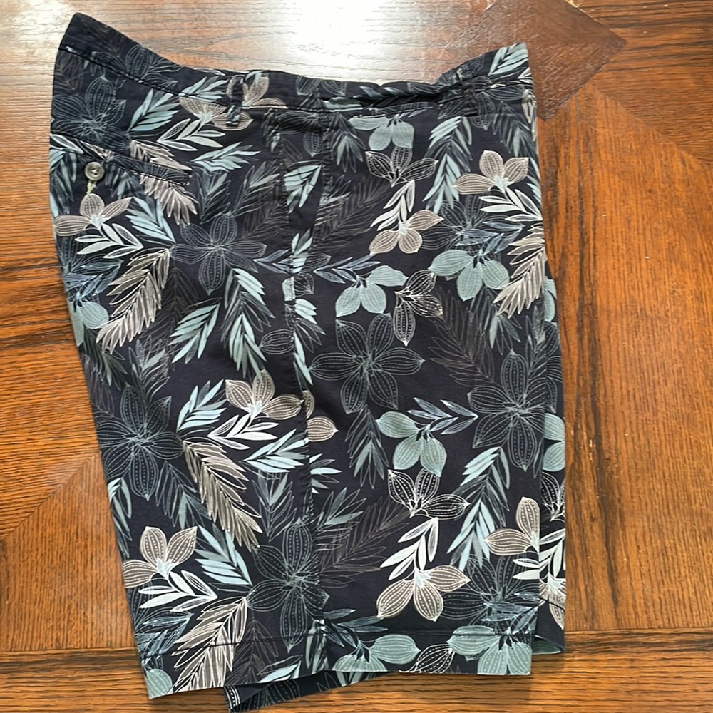 Good fellow & Co Linden Short Size 40
